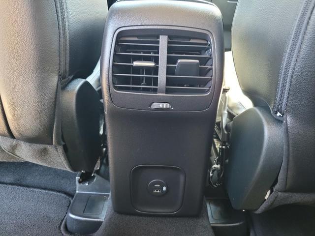 Photo of 2022 Carbonized Gray Metallic Ford Escape