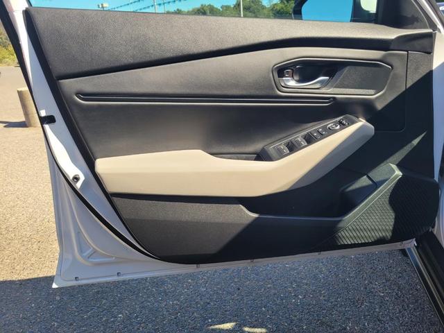 Photo of 2023 White Honda Accord