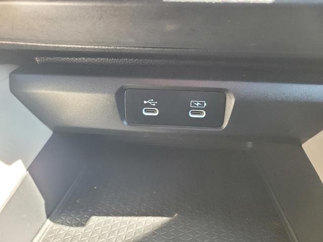 Photo of 2023 White Honda Accord