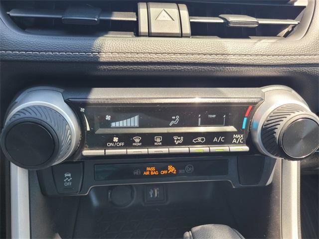 Photo of 2023 Silver Toyota RAV4