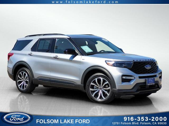 Photo of 2022 Iconic Silver Metallic Ford Explorer