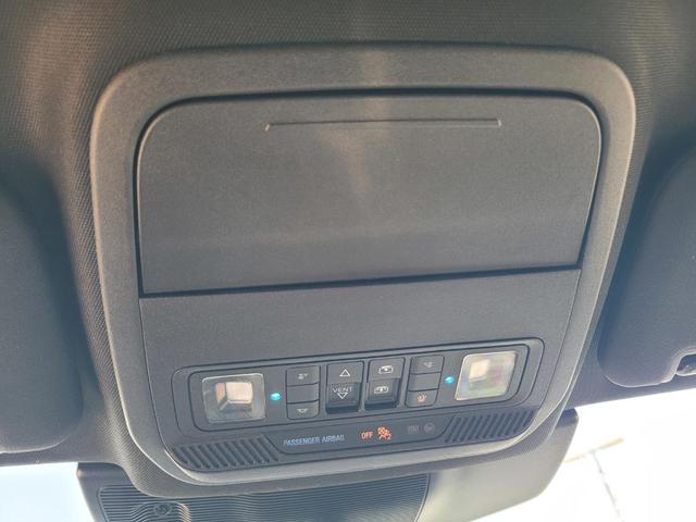 Photo of 2022 Iconic Silver Metallic Ford Explorer