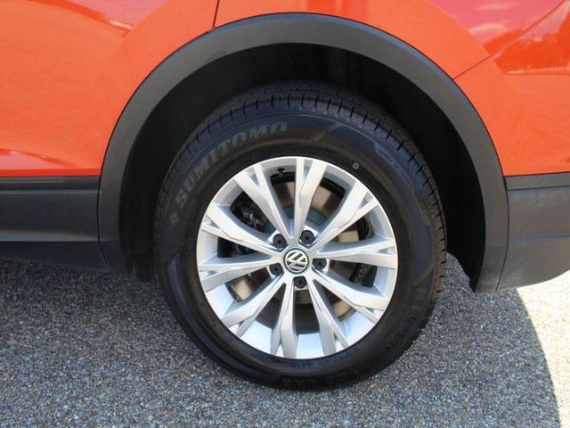 Photo of 2019 Orange Metallic Volkswagen Tiguan