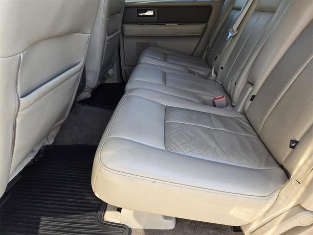 Photo of 2013 Oxford White Ford Expedition EL