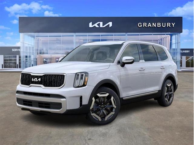 Photo of 2025 Glacial White Pearl Kia Telluride