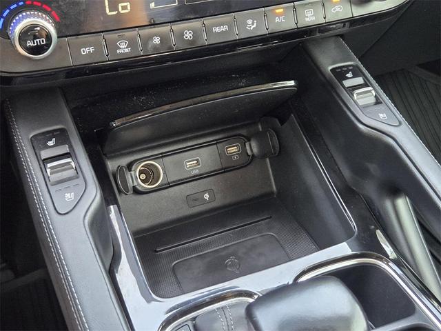Photo of 2021 Gravity Grey Kia Telluride