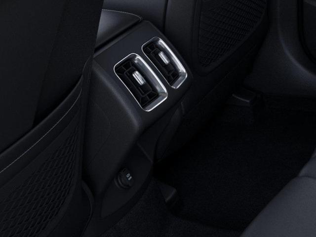 Photo of 2026 Glacial White Pearl Kia Sorento