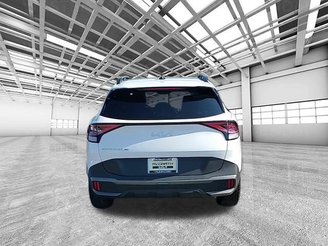 Photo of 2024 Glacial White Pearl Kia Sportage