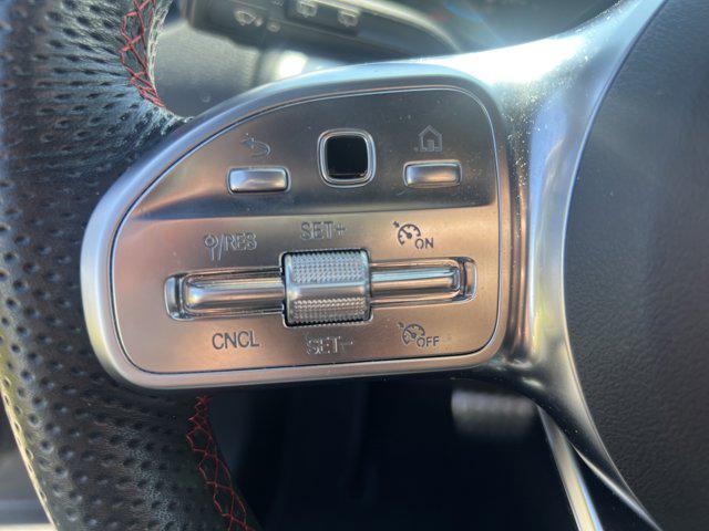 Photo of 2022 Mountain Grey Metallic Mercedes-Benz GLB 250