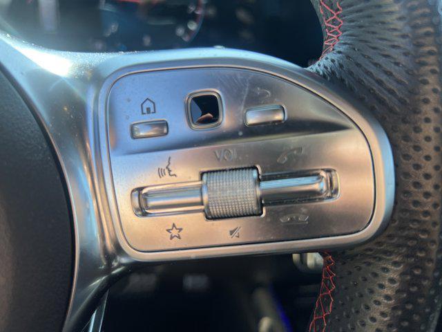 Photo of 2022 Mountain Grey Metallic Mercedes-Benz GLB 250