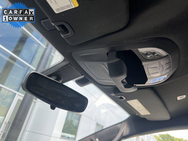 Photo of 2018 Granite Crystal Metallic Clearcoat Chrysler Pacifica