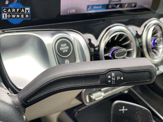 Photo of 2022 Mountain Grey Metallic Mercedes-Benz GLB 250