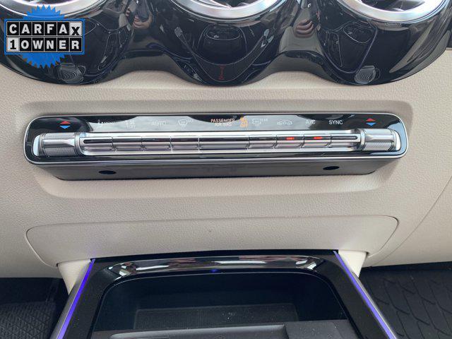 Photo of 2022 Mountain Grey Metallic Mercedes-Benz GLB 250