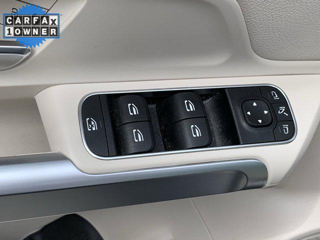 Photo of 2022 Mountain Grey Metallic Mercedes-Benz GLB 250