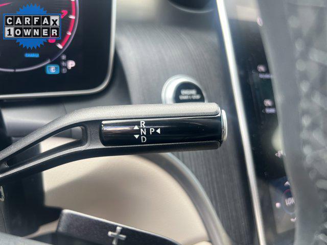 Photo of 2024 Graphite Grey Metallic Mercedes-Benz GLC 300