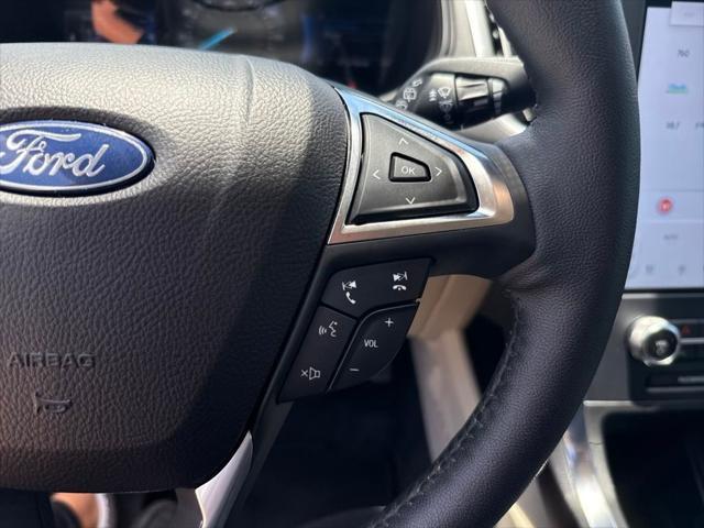 Photo of 2024 Forged Green Metallic Ford Edge