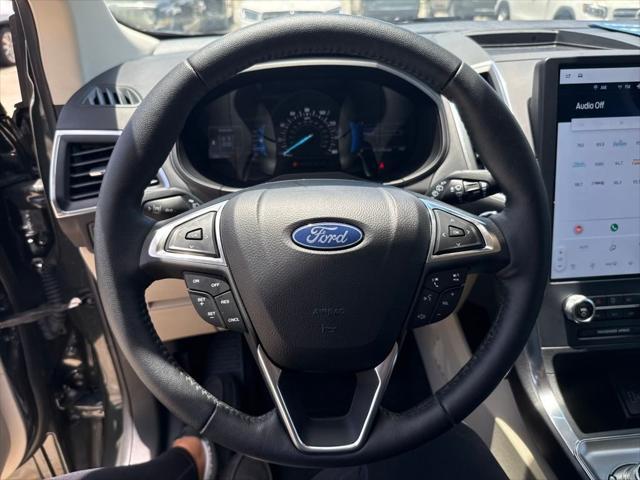 Photo of 2024 Forged Green Metallic Ford Edge