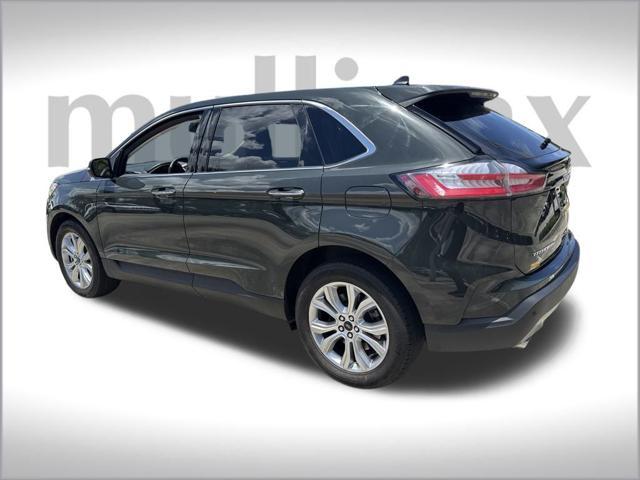 Photo of 2024 Forged Green Metallic Ford Edge