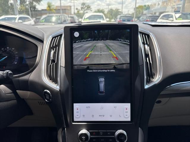 Photo of 2024 Forged Green Metallic Ford Edge