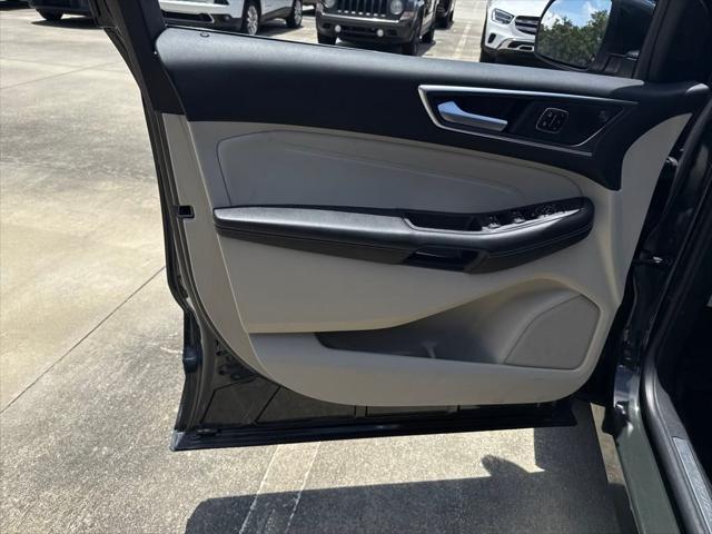 Photo of 2024 Forged Green Metallic Ford Edge