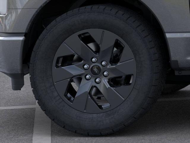 Photo of 2025 Gray Metallic Ford F-150 Lightning