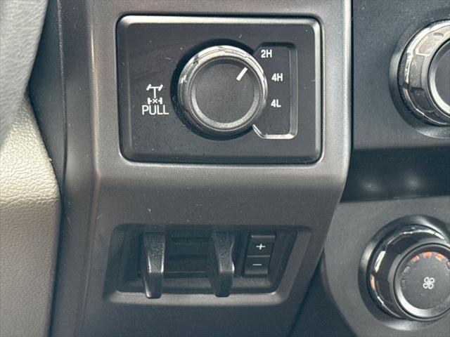 Photo of 2022 Oxford White Ford F-250