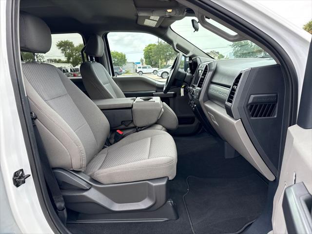 Photo of 2022 Oxford White Ford F-250