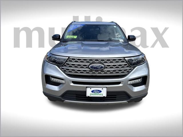 Photo of 2022 Iconic Silver Metallic Ford Explorer