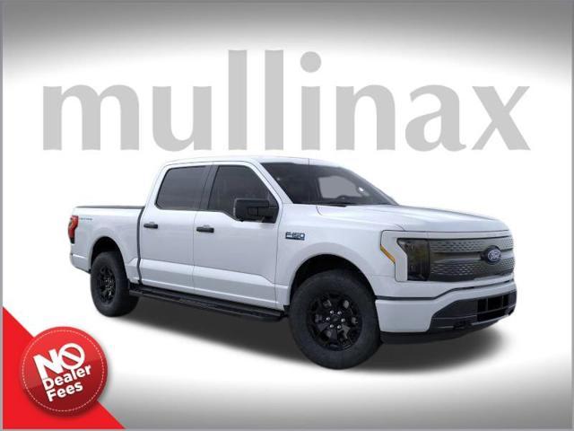 Photo of 2025 White Ford F-150 Lightning