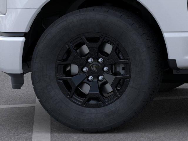 Photo of 2025 White Ford F-150 Lightning
