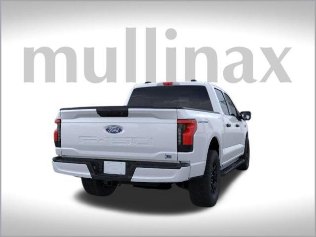 Photo of 2025 White Ford F-150 Lightning