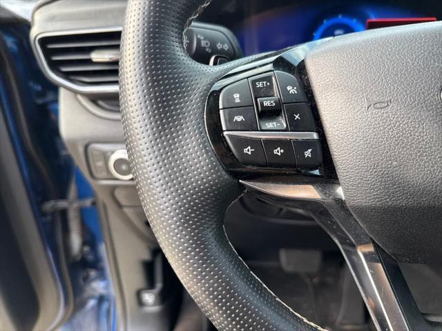 Photo of 2021 Blue Ford Explorer