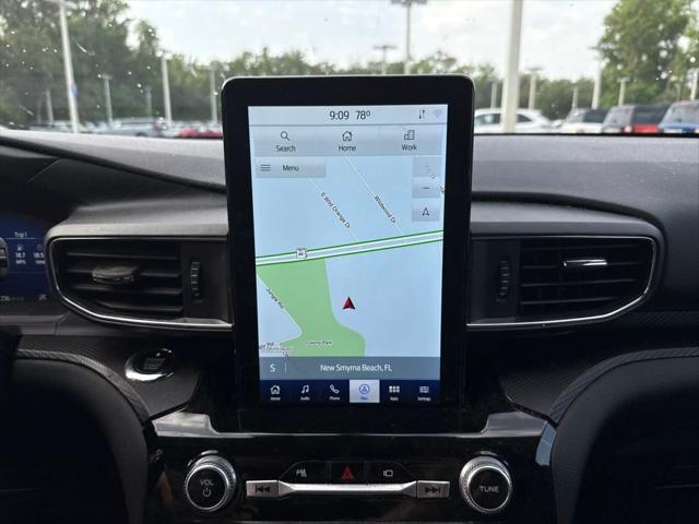 Photo of 2021 Blue Ford Explorer