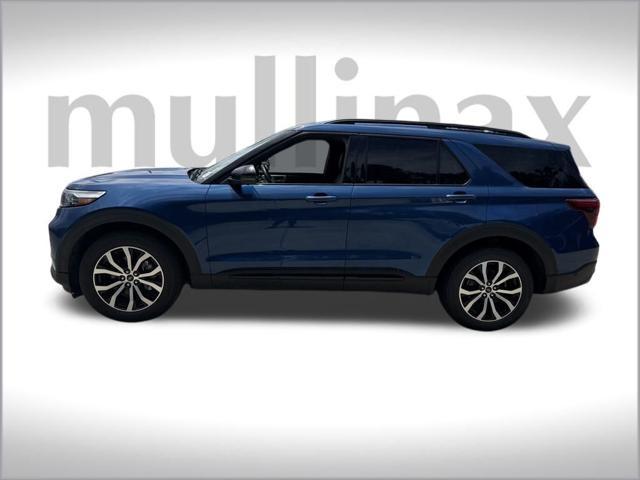 Photo of 2021 Blue Ford Explorer
