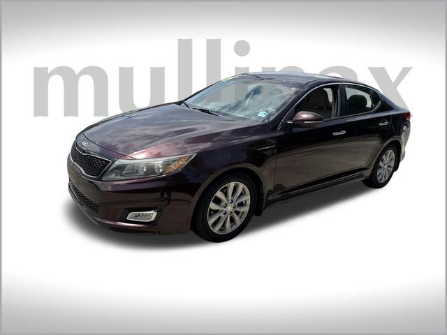 Photo of 2014 Dark Cherry Kia Optima