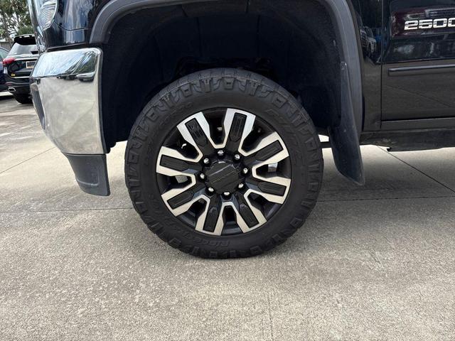 Photo of 2016 Onyx Black GMC Sierra 2500