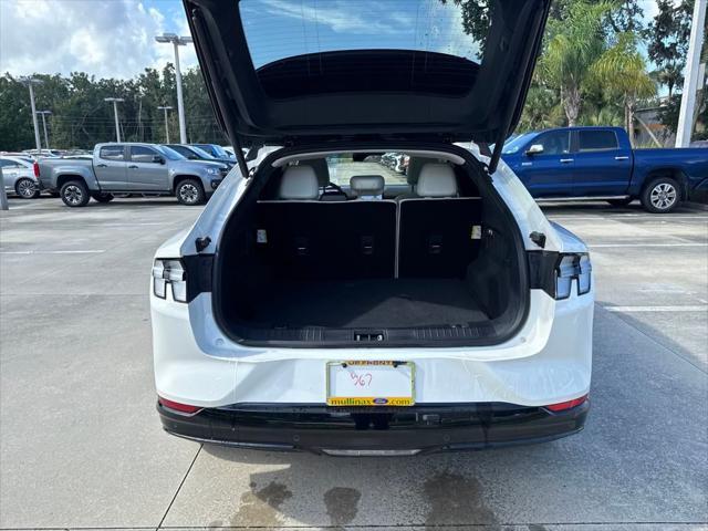 Photo of 2024 Star White Metallic Tri-Coat Ford Mustang Mach-E