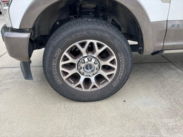 Photo of 2022 Star White Metallic Tri-Coat Ford F-250