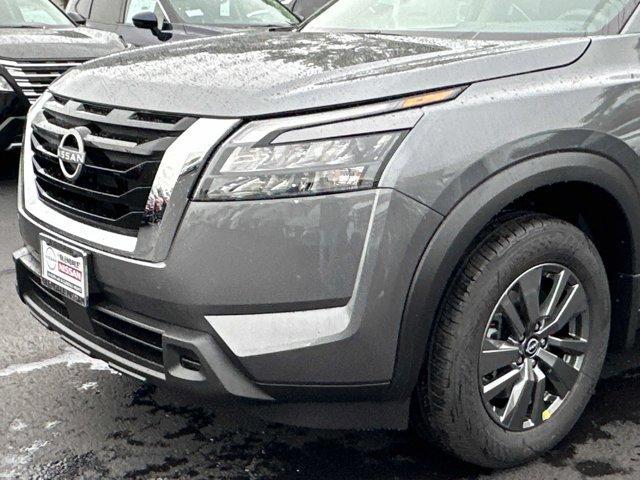 Photo of 2025 Gun Metallic Nissan Pathfinder