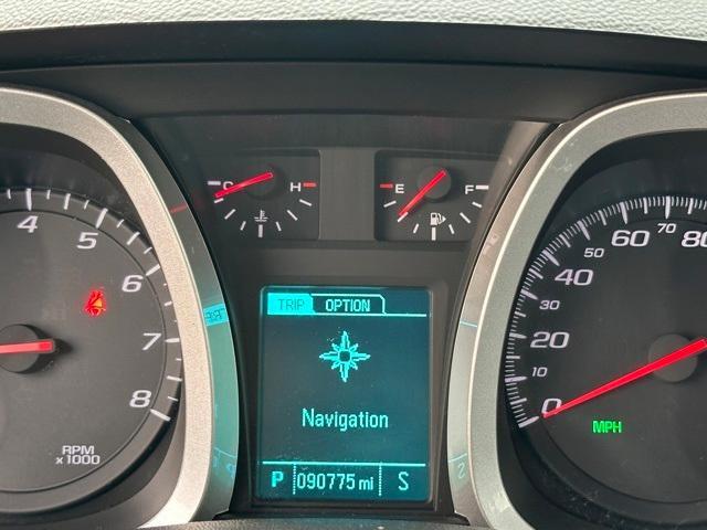 Photo of 2017 Summit White Chevrolet Equinox