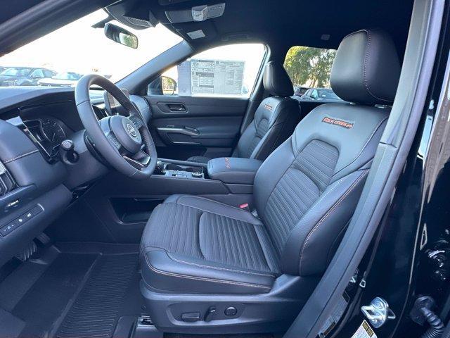 Photo of 2025 Black Nissan Pathfinder