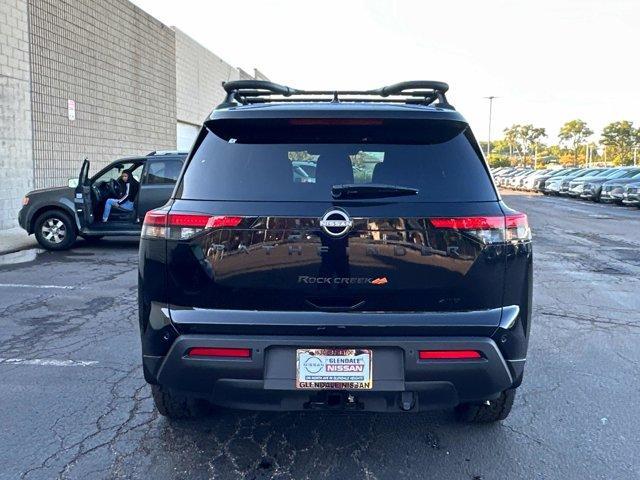 Photo of 2025 Black Nissan Pathfinder