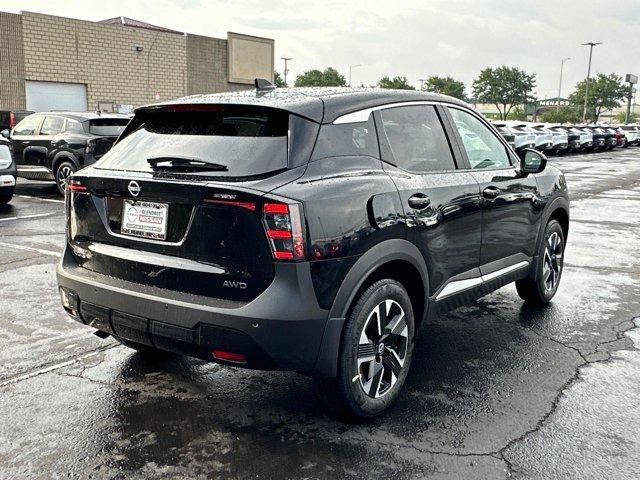 Photo of 2025 Super Black Nissan Kicks