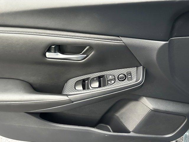 Photo of 2025 Atlantic Gray M Nissan Sentra