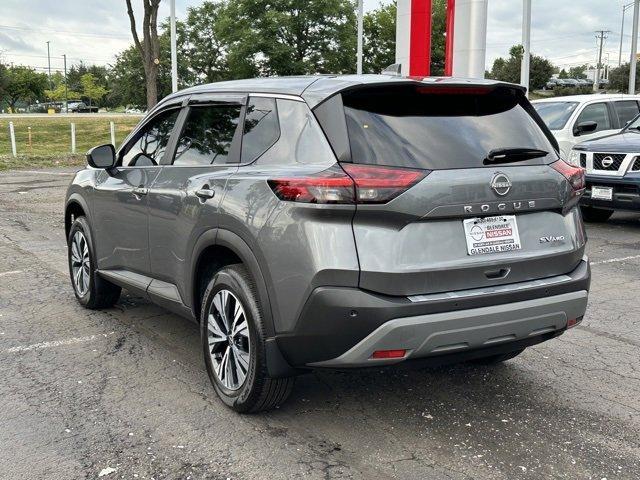 Photo of 2023 Gun Metallic Nissan Rogue