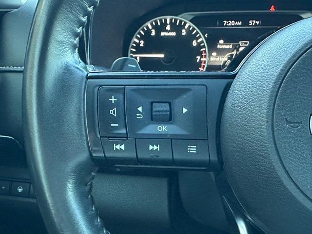 Photo of 2022 Black Nissan Pathfinder