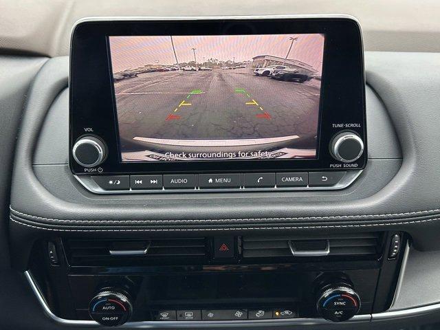 Photo of 2023 Gun Metallic Nissan Rogue