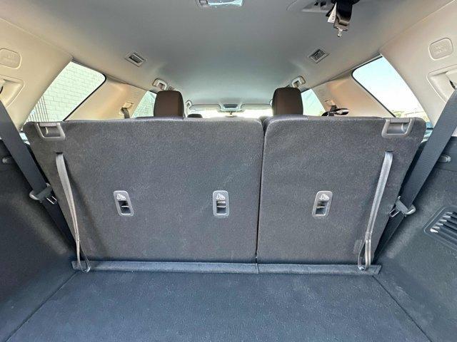 Photo of 2025 Everest White P Nissan Pathfinder
