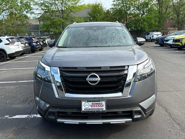 Photo of 2025 Gun Metallic Nissan Pathfinder