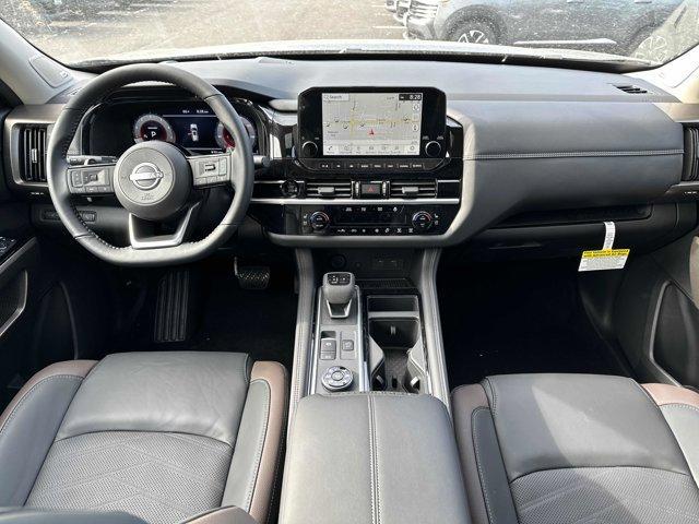 Photo of 2025 Gun Metallic Nissan Pathfinder